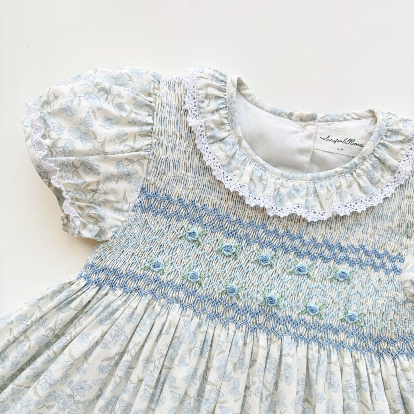 Aira Dress