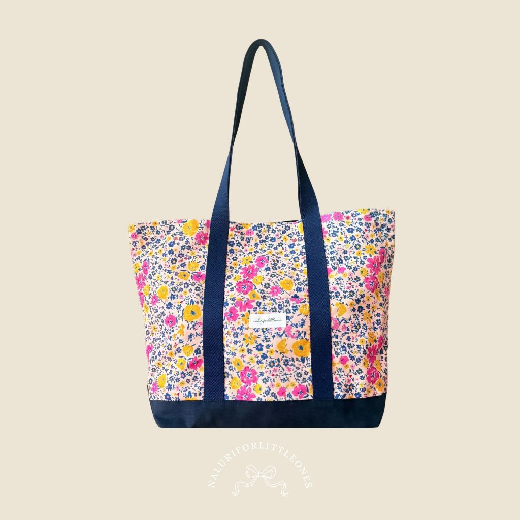 FLOWER MEDIUM TOTE BAG