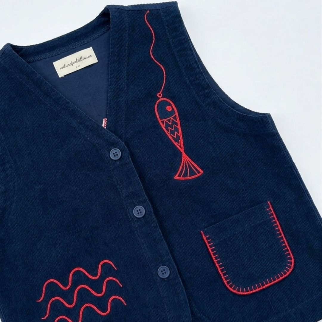 Dary Vest