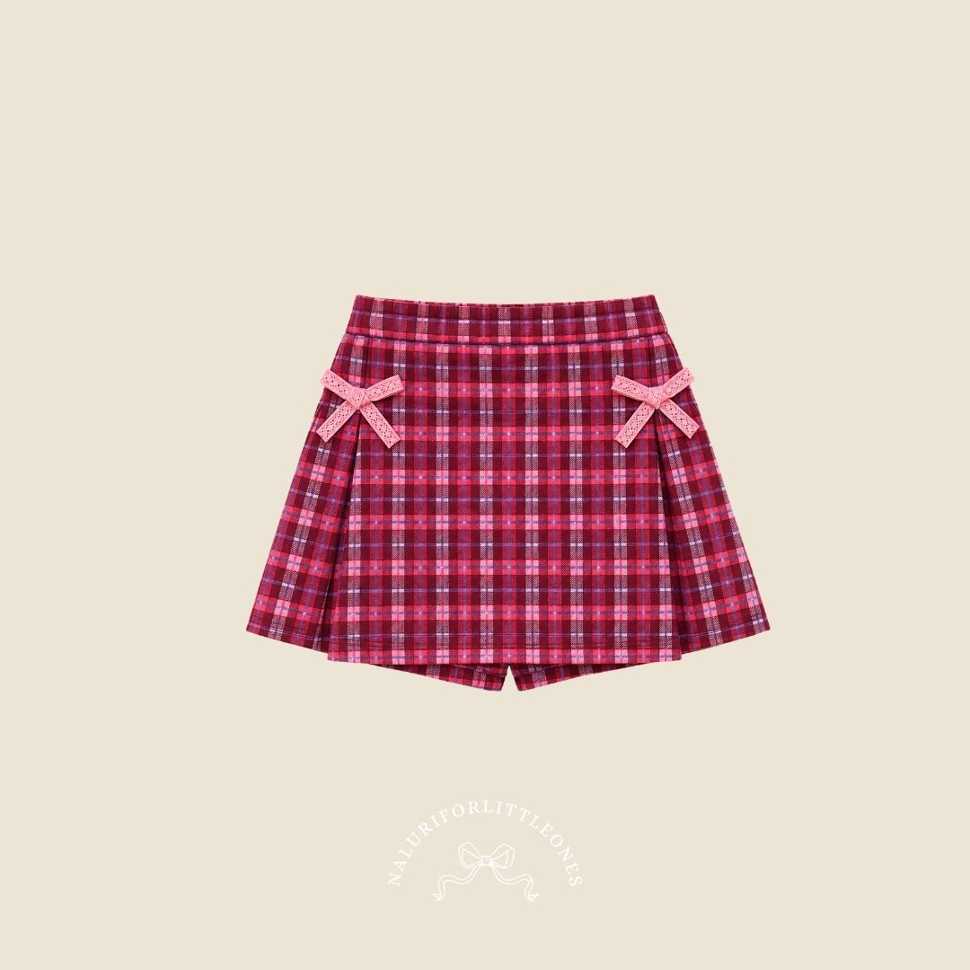 Lucia Skort