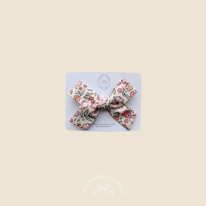 Ribbon Holiday Collection Bows